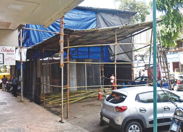चक्कर तो लगाने ही पड़ेंगे… पंडाल की अनुमति में मनपा का गोलमाल