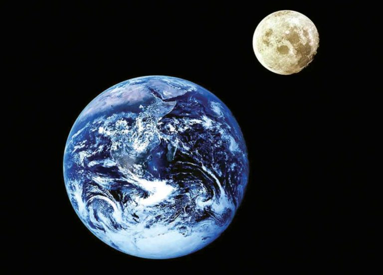 २५ घंटे के होंगे दिन! … पृथ्वी से धीरे-धीरे दूर जा रहा है चांद