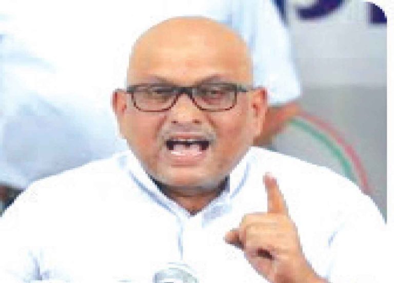 बंगलादेश पर बमके यूपी कांग्रेस अध्यक्ष अजय राय …कहा ‘बंगलादेश में अत्याचार, चुप बैठी मोदी सरकार’