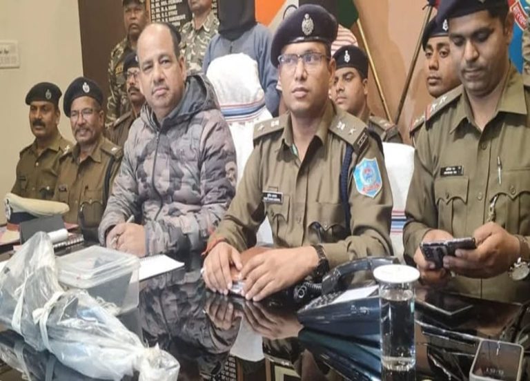 36 डिसमिल जमीन कब्जा करने के लिए आर्मी यूनिट से चुराई राइफल…दोहरे हत्याकांड को अंजाम देने वाले सेना का जवान सहित चार गिरफ्तार