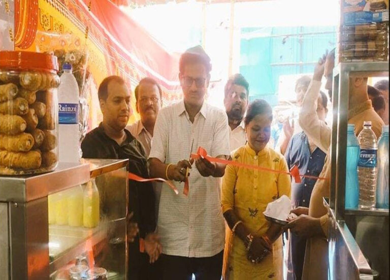अनिल गलगली ने किया नागौरी डेअरी का उद्घाटन