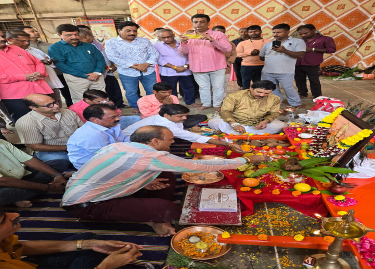 अंधेरी के राजा मंडप का भूमिपूजन संपन्न 
